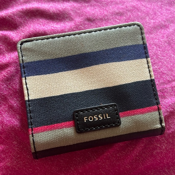 Fossil wallet - Picture 1 of 5
